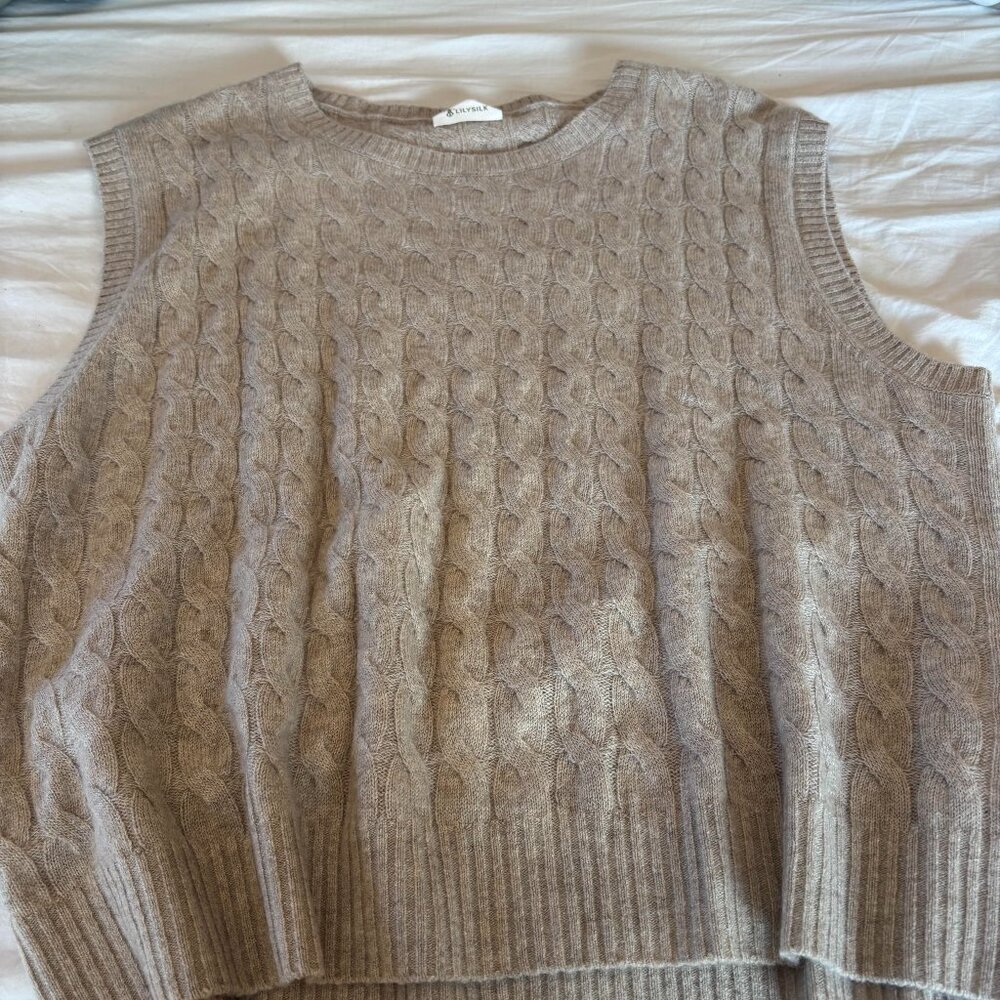 Lily Silk Cashmere Cable Sweater Vest - M in light taupe